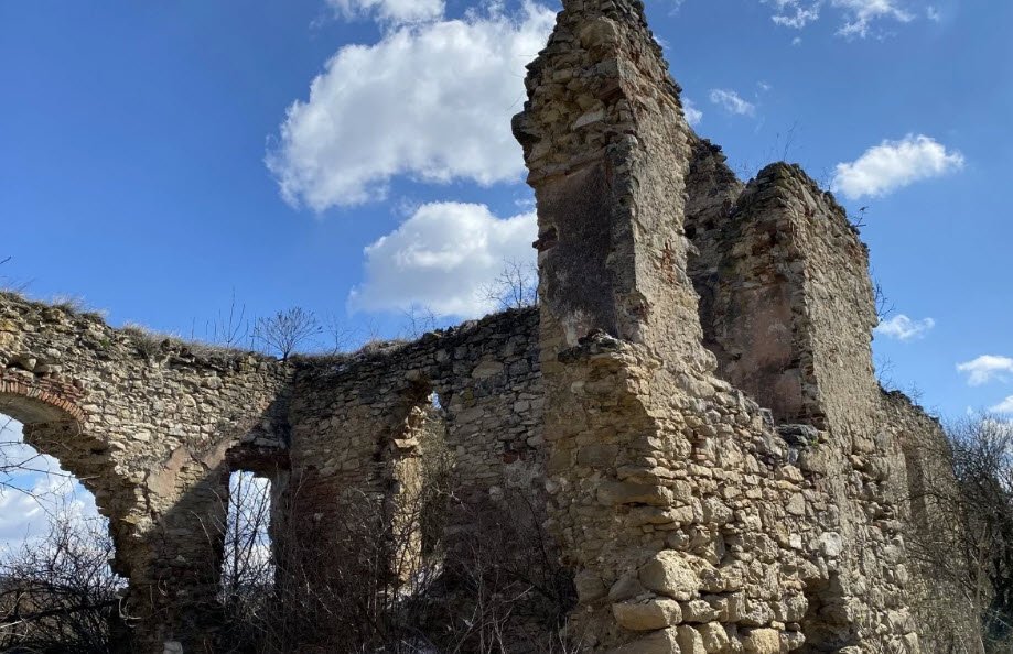 Ruinele Castelului Bocskai, Aghireșu, Romania, Romania